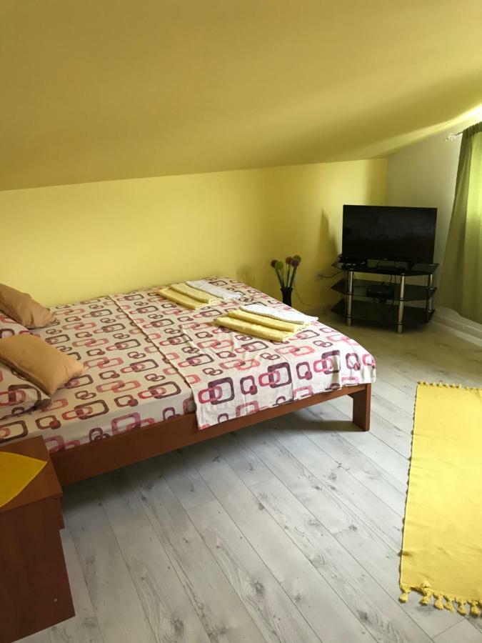Id Apartments Tivat Dış mekan fotoğraf